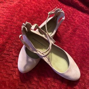 Brand new pink flats